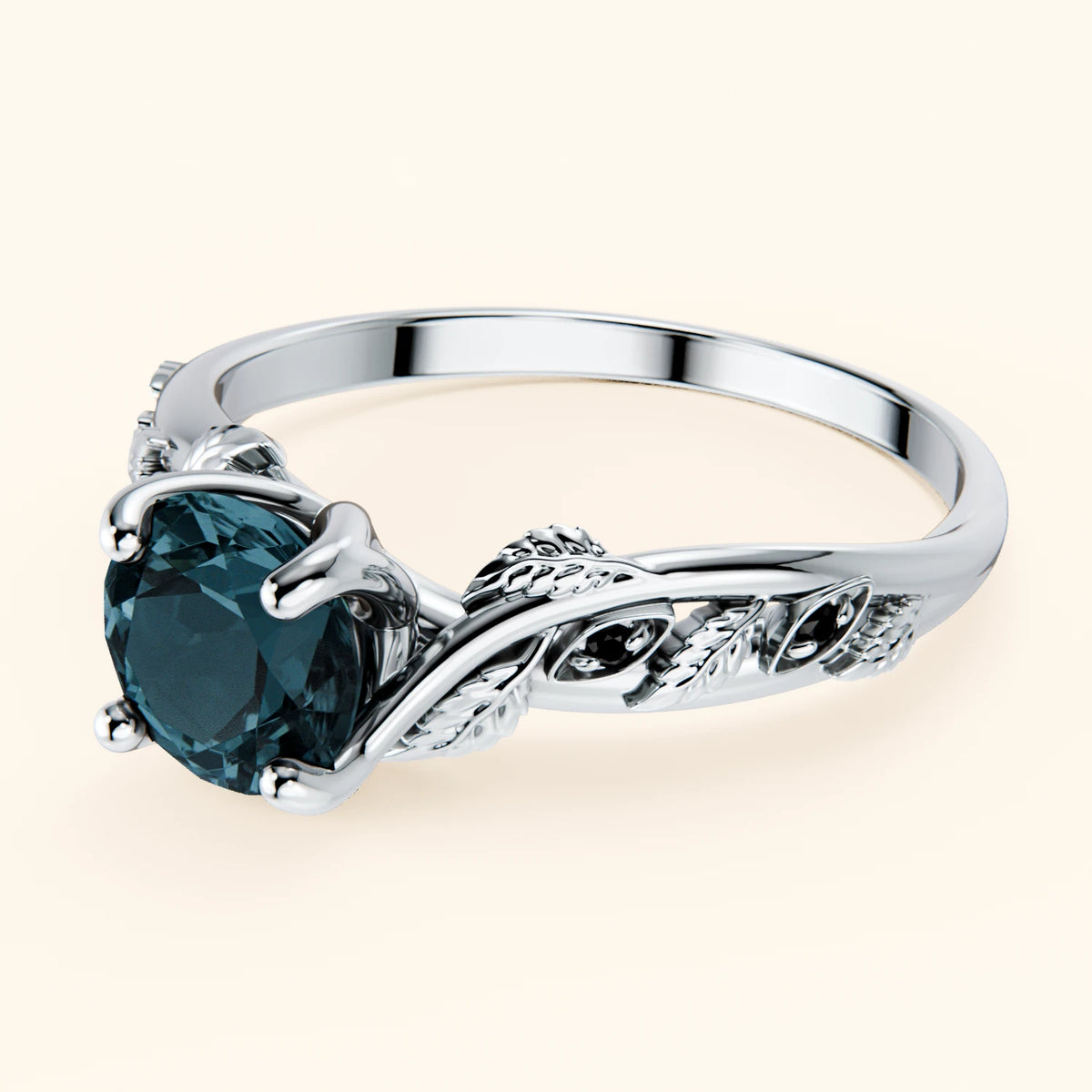 Pierścionek zaręczynowy Frêne – Topaz London Blue 0,85 ct, kamienie boczne: czarny diament