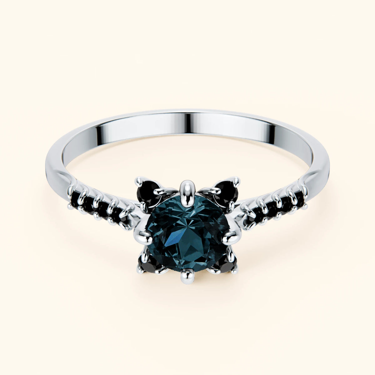 Pierścionek zaręczynowy Scintille – Topaz London Blue 0,50 ct, kamienie boczne: czarny diament